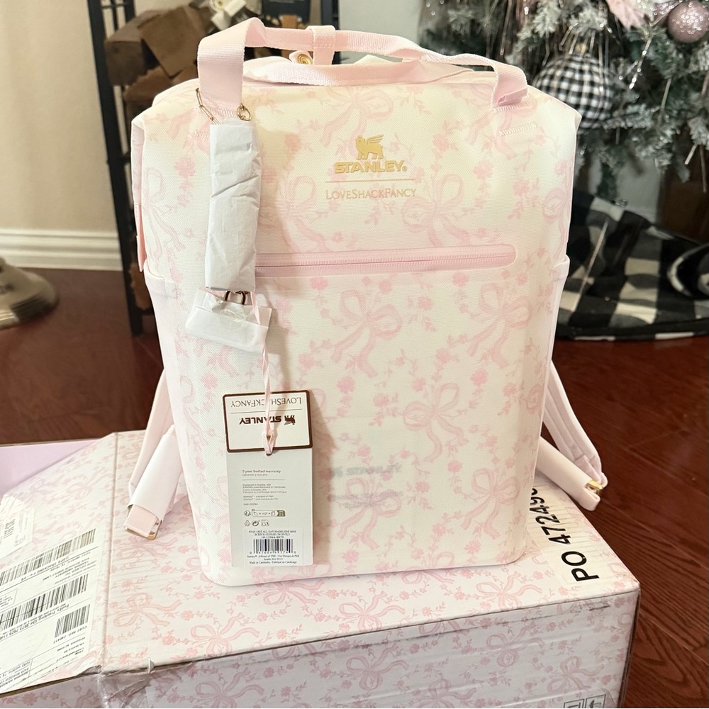 Stanley x LoveShackFancy Pink Chantilly 1913 Madeleine Mini Cooler Backpack NWT - Picture 4 of 7
